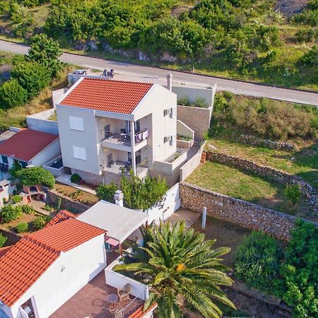 Holiday Home Kate Vis Ngoại thất bức ảnh