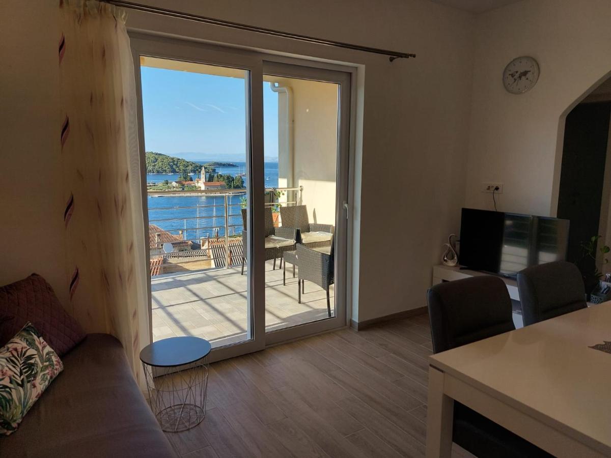 Holiday Home Kate Vis Ngoại thất bức ảnh