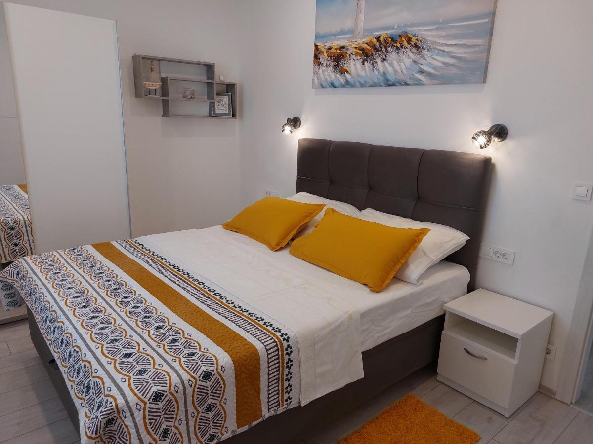 Holiday Home Kate Vis Ngoại thất bức ảnh